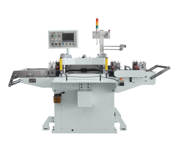 MQ-520/620 Multifunctional automatic die cutting mach